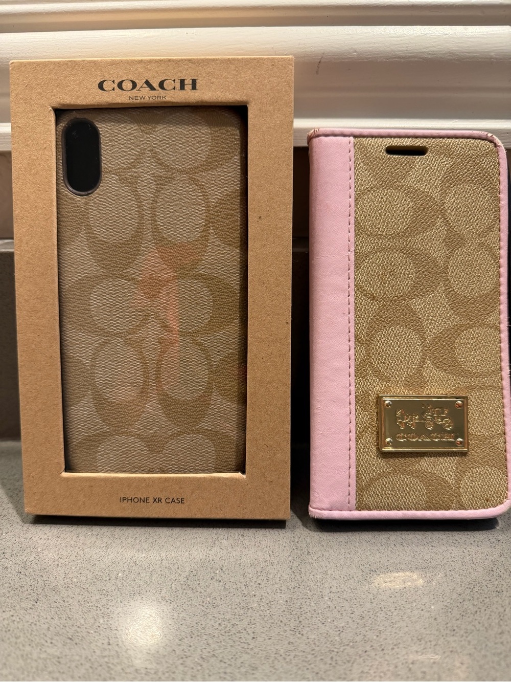 2 COACH Signature Canvas iPhone XR Wallet Cases - Pink/Tan